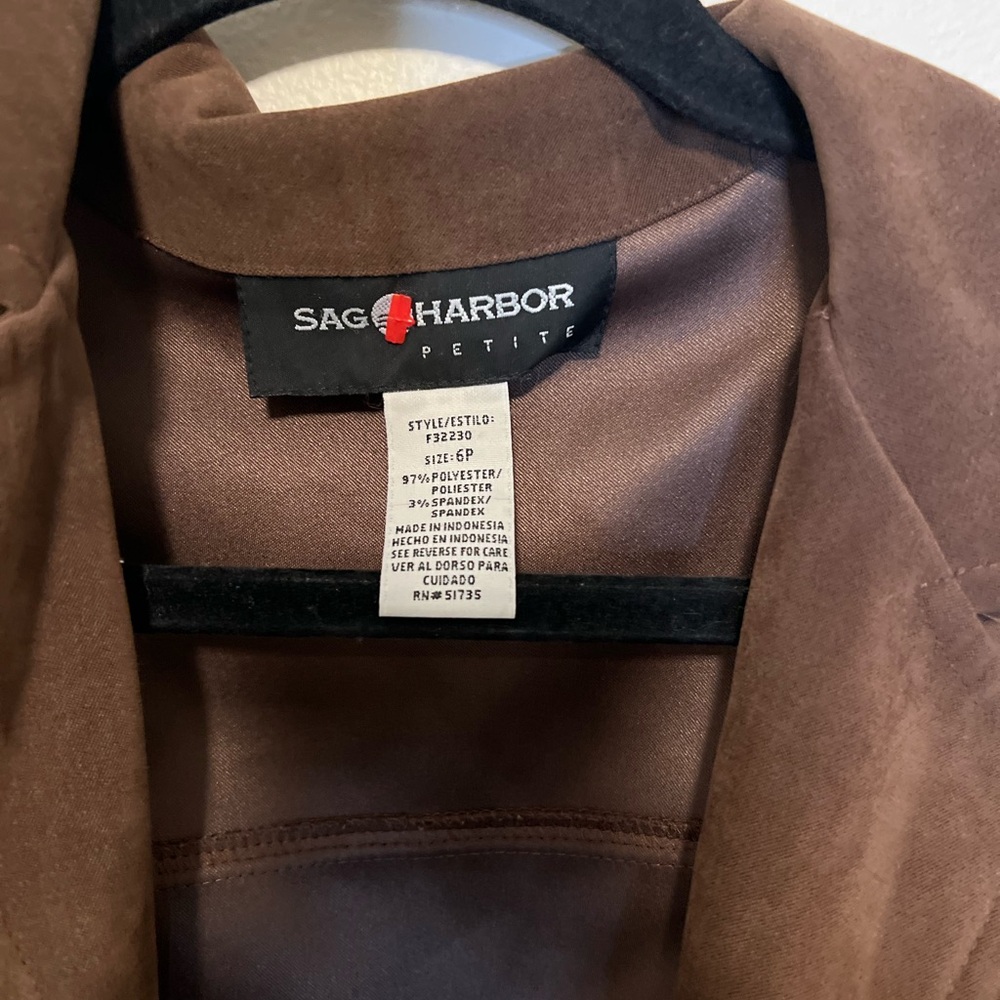 🚨$4 flash sale ❤️
 Sag Harbor Chocolate Brown Jacket - Picture 2 of 3